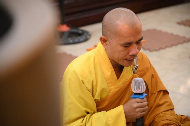 Phóng sinh tại bến phà Bình Mỹ