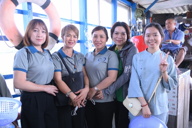 Phóng sinh tại bến phà Bình Mỹ