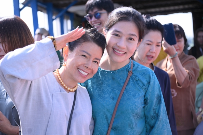 Phóng sinh tại bến phà Bình Mỹ