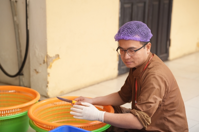 Dharma talk Secular people, dharma practitioners - Most Thích Giác Đăng in the 107th Seven-day Retreat