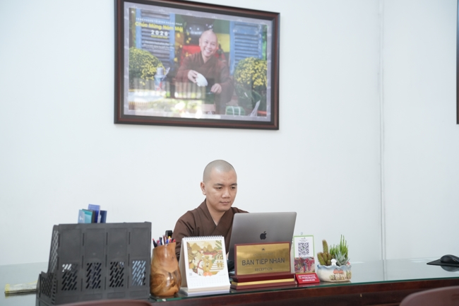 Dharma talk Secular people, dharma practitioners - Most Thích Giác Đăng in the 107th Seven-day Retreat