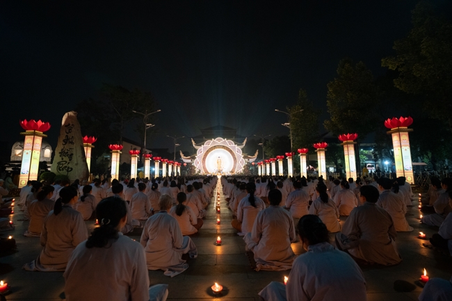 Toả sáng đêm Di Đà năm 2025