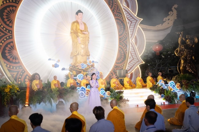 Toả sáng đêm Di Đà năm 2025