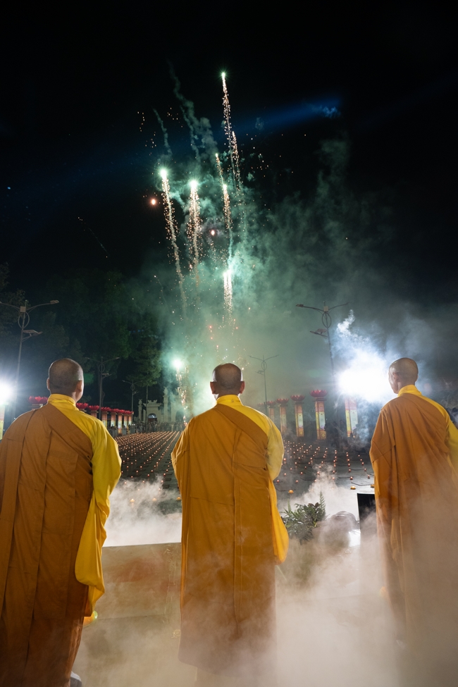 Toả sáng đêm Di Đà năm 2025