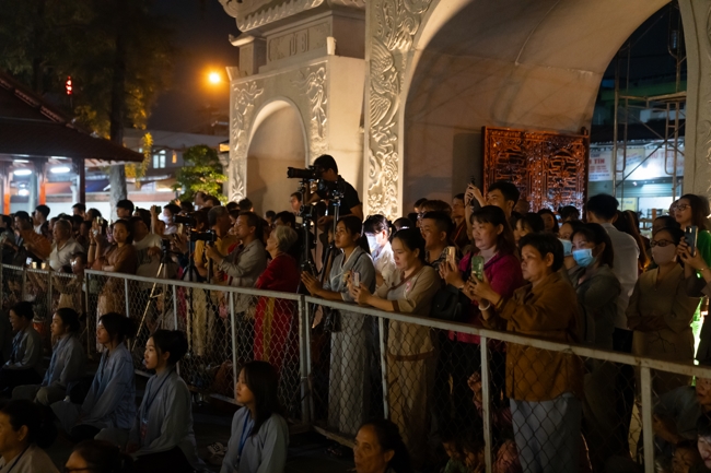 Toả sáng đêm Di Đà năm 2025