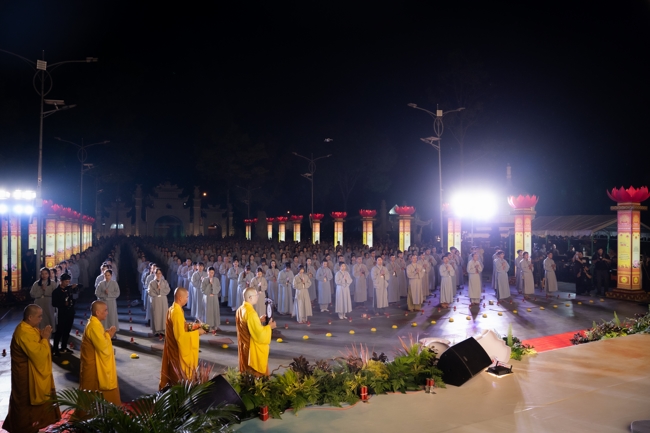 Toả sáng đêm Di Đà năm 2025