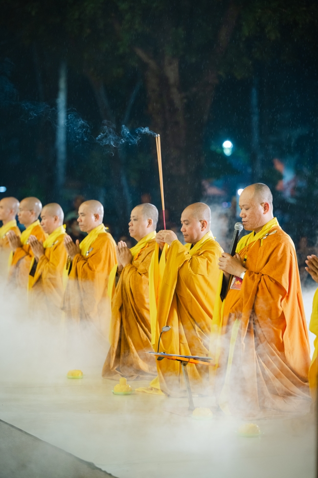 Toả sáng đêm Di Đà năm 2025