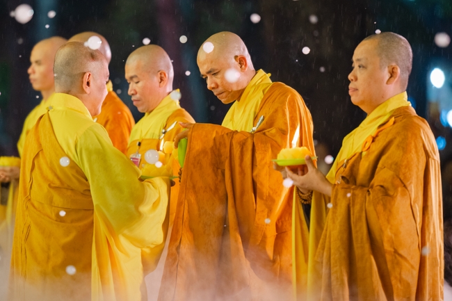 Toả sáng đêm Di Đà năm 2025