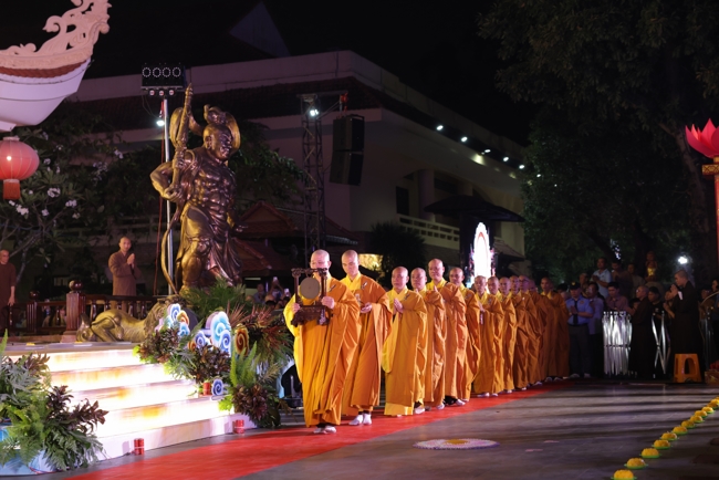 Toả sáng đêm Di Đà năm 2025