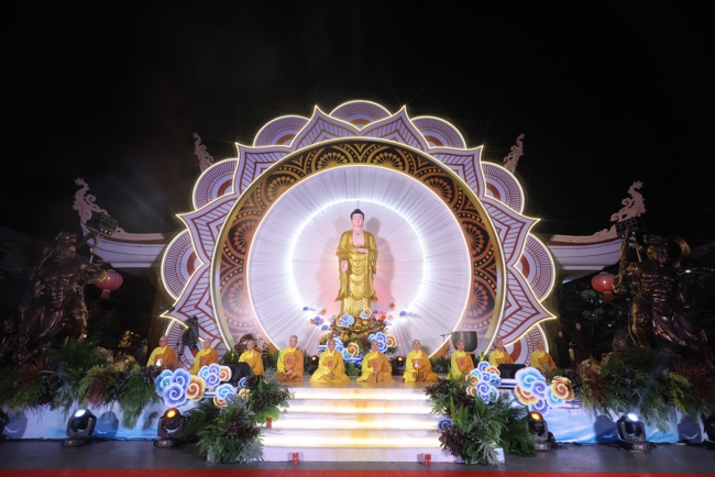 Toả sáng đêm Di Đà năm 2025