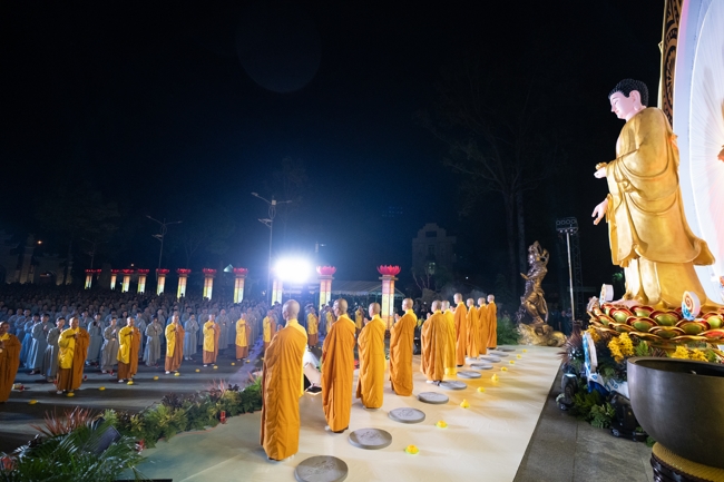 Toả sáng đêm Di Đà năm 2025