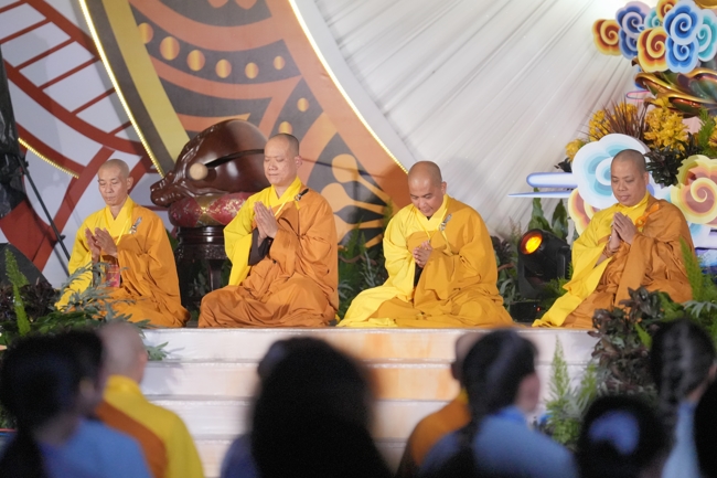 Toả sáng đêm Di Đà năm 2025