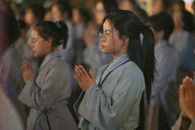 Toả sáng đêm Di Đà năm 2025