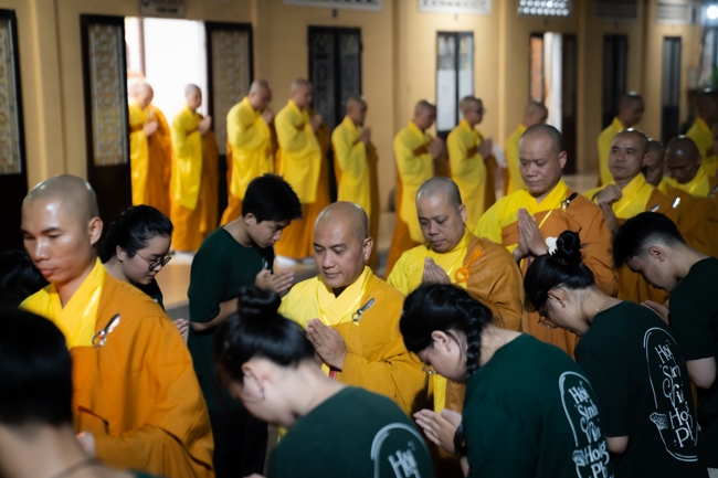 Toả sáng đêm Di Đà năm 2025