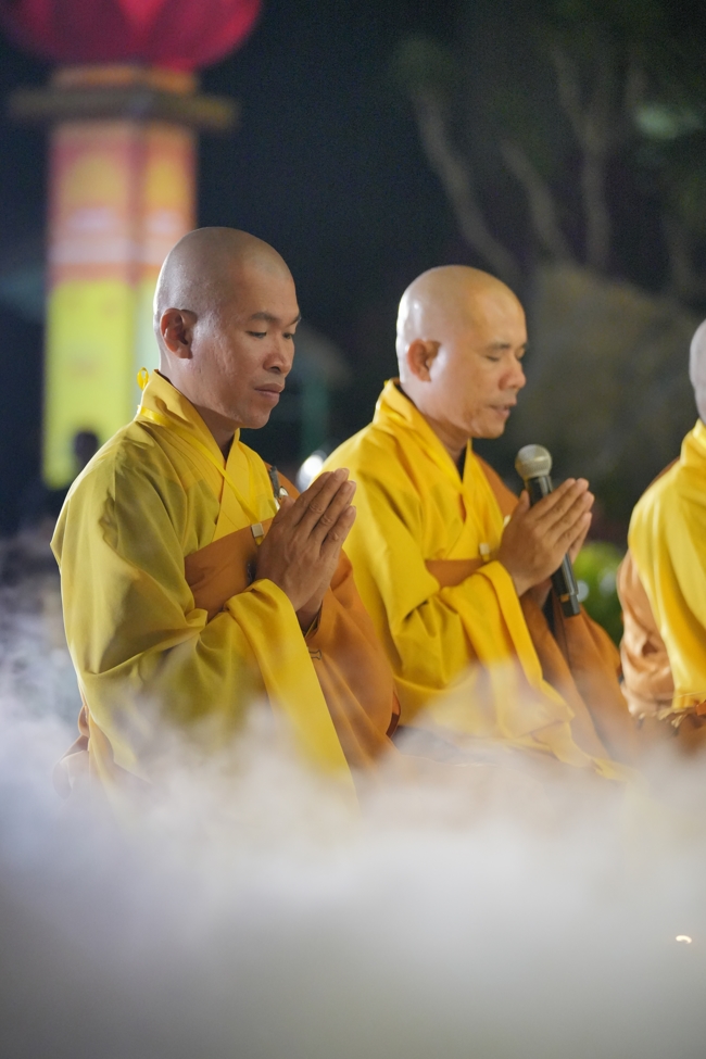 Toả sáng đêm Di Đà năm 2025