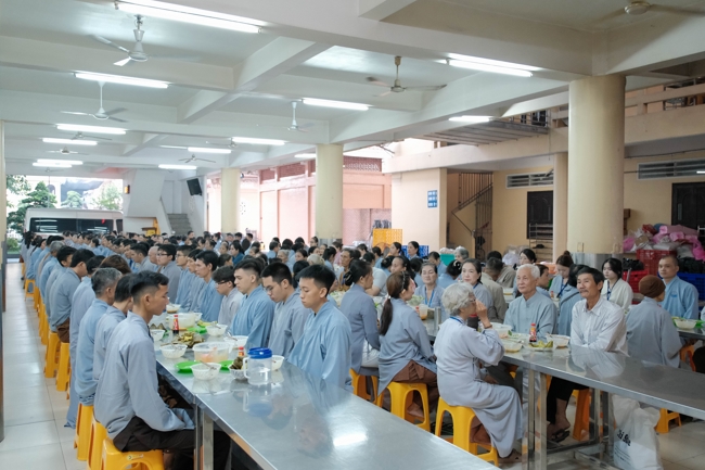 Lễ Tưởng Niệm Tổ Sư Khai Sáng Chùa Hoằng Pháp Lần Thứ 37