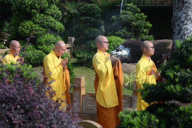 Lễ Tưởng Niệm Tổ Sư Khai Sáng Chùa Hoằng Pháp Lần Thứ 37