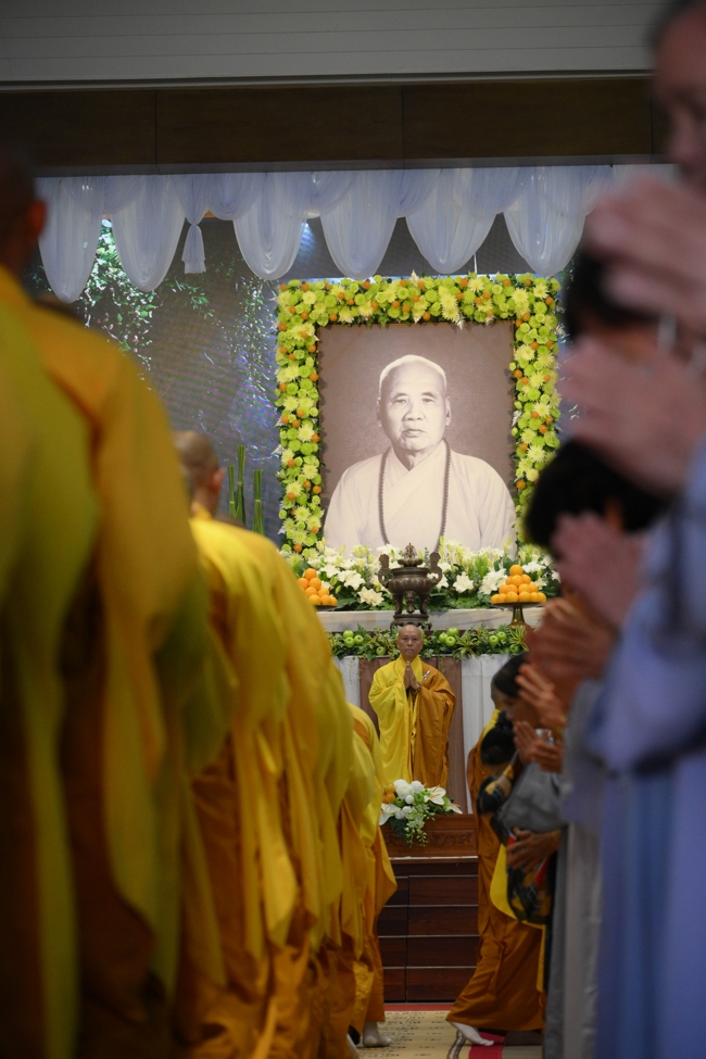 Lễ Tưởng Niệm Tổ Sư Khai Sáng Chùa Hoằng Pháp Lần Thứ 37