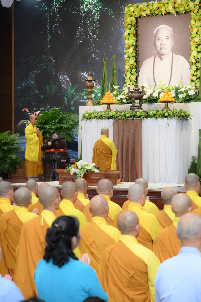 Lễ Tưởng Niệm Tổ Sư Khai Sáng Chùa Hoằng Pháp Lần Thứ 37