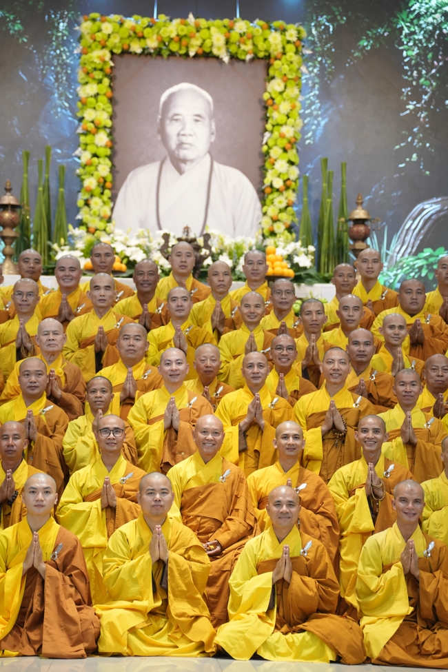 Lễ Tưởng Niệm Tổ Sư Khai Sáng Chùa Hoằng Pháp Lần Thứ 37