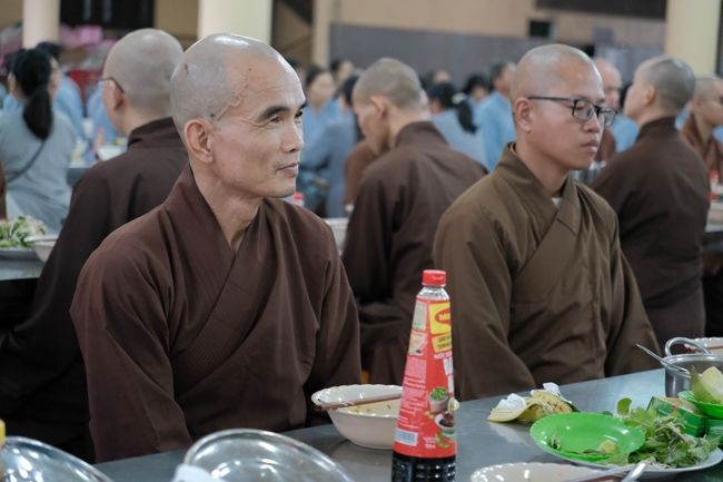 Lễ Tưởng Niệm Tổ Sư Khai Sáng Chùa Hoằng Pháp Lần Thứ 37