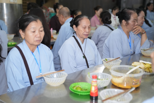 Lễ Tưởng Niệm Tổ Sư Khai Sáng Chùa Hoằng Pháp Lần Thứ 37