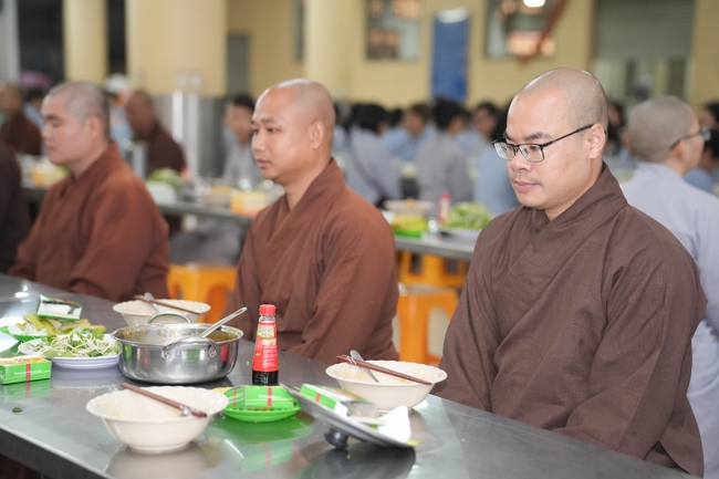 Lễ Tưởng Niệm Tổ Sư Khai Sáng Chùa Hoằng Pháp Lần Thứ 37