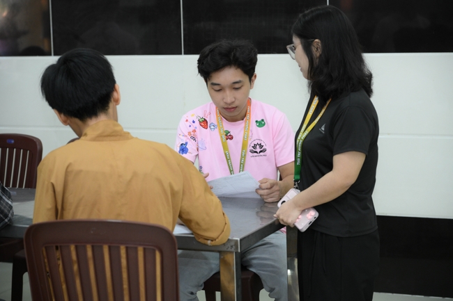 Hiến máu nhân đạo