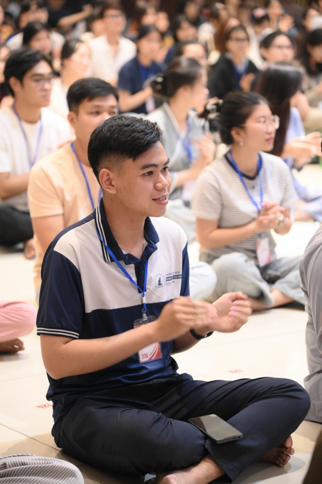 Ngày tu “Sinh viên hướng về Phật pháp”