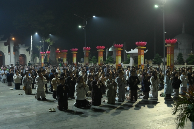 Ngày tu “Sinh viên hướng về Phật pháp”