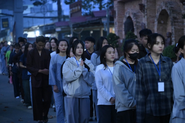 Ngày tu “Sinh viên hướng về Phật pháp”