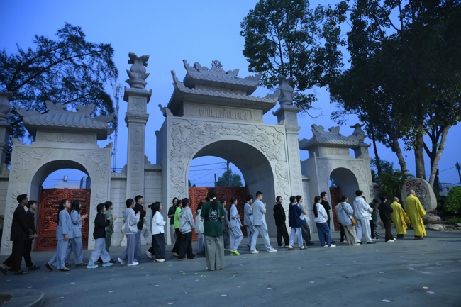 Ngày tu “Sinh viên hướng về Phật pháp”
