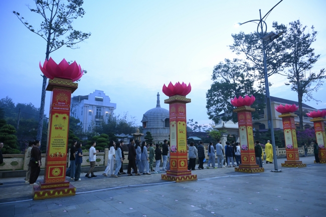 Ngày tu “Sinh viên hướng về Phật pháp”
