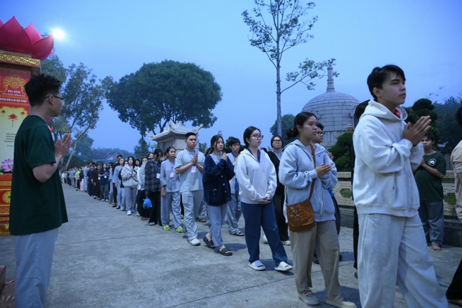 Ngày tu “Sinh viên hướng về Phật pháp”