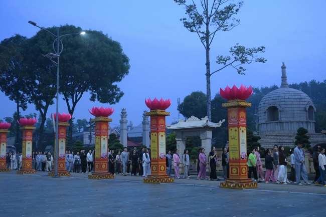 Ngày tu “Sinh viên hướng về Phật pháp”