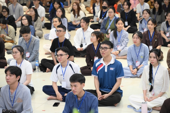 Ngày tu “Sinh viên hướng về Phật pháp”