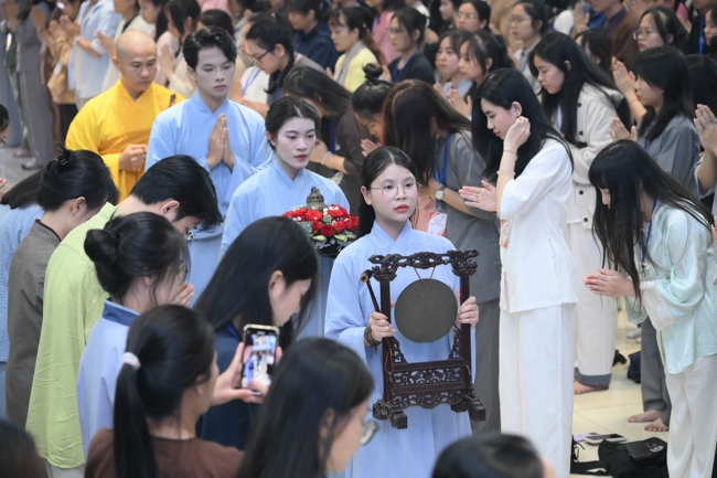 Ngày tu “Sinh viên hướng về Phật pháp”