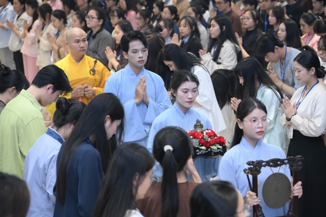 Ngày tu “Sinh viên hướng về Phật pháp”