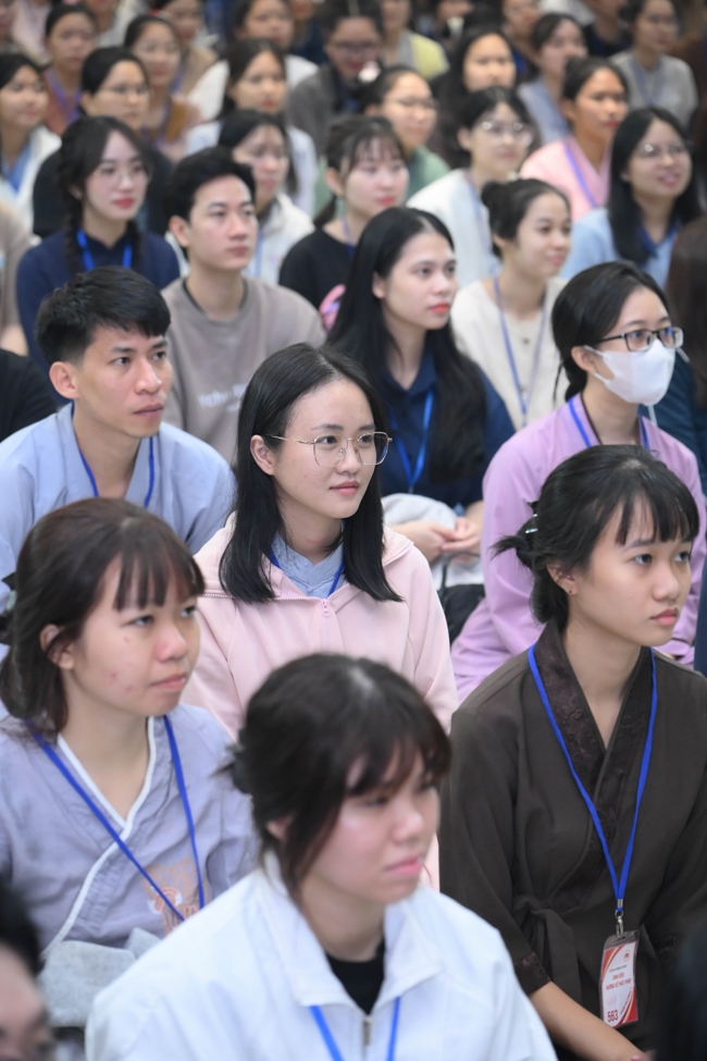 Ngày tu “Sinh viên hướng về Phật pháp”