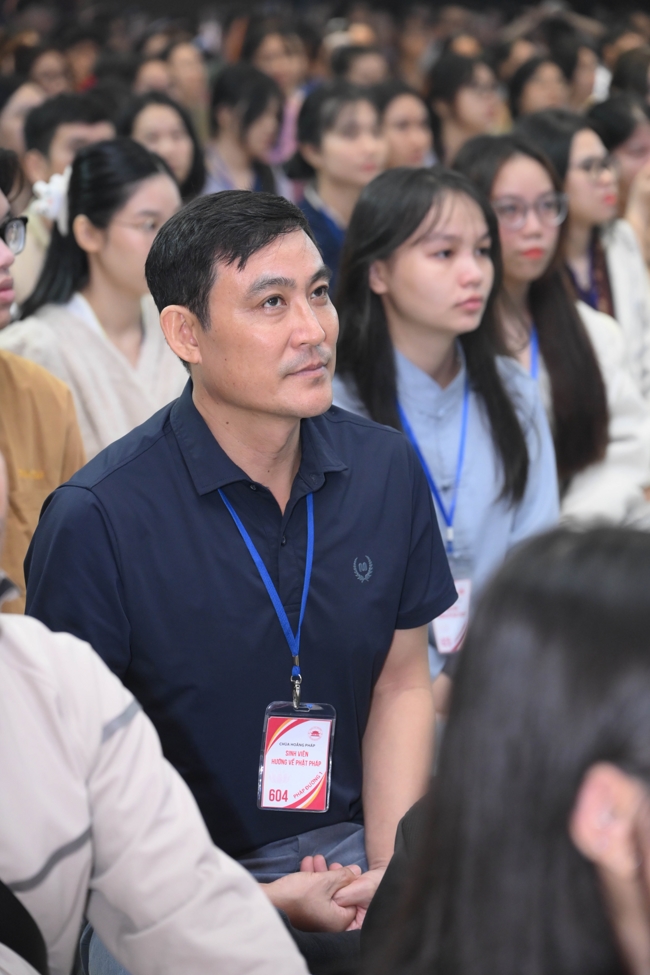 Ngày tu “Sinh viên hướng về Phật pháp”
