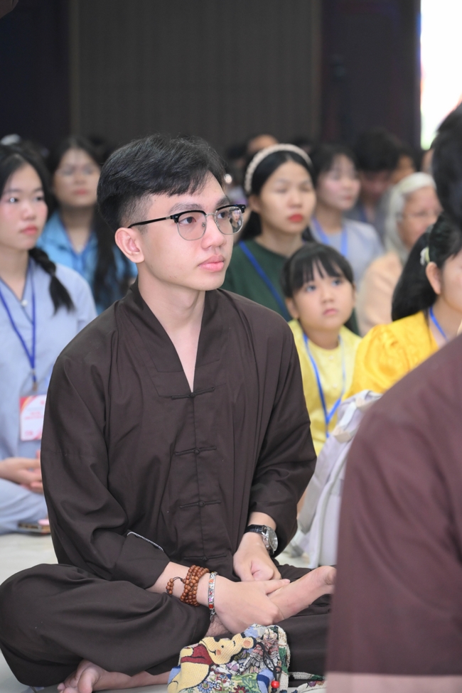 Ngày tu “Sinh viên hướng về Phật pháp”