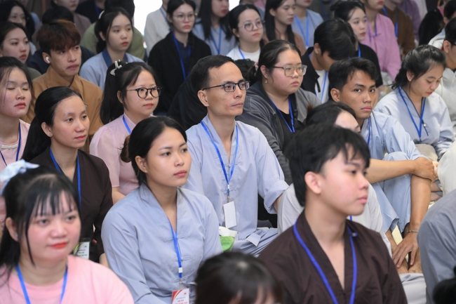 Ngày tu “Sinh viên hướng về Phật pháp”