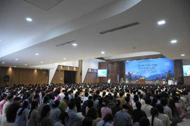 Ngày tu “Sinh viên hướng về Phật pháp”