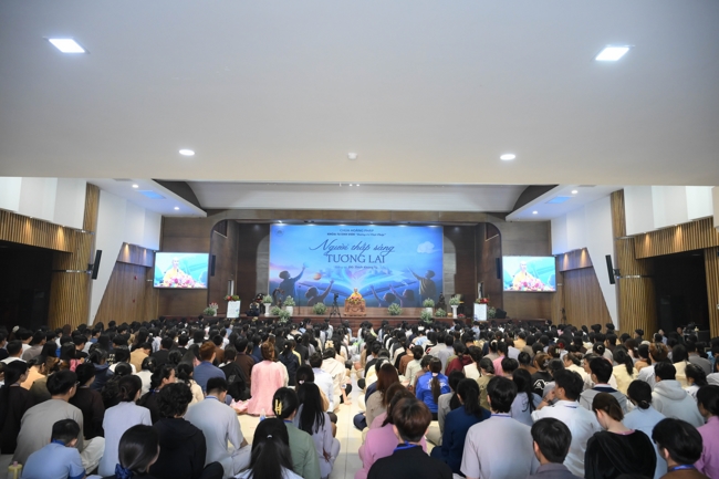 Ngày tu “Sinh viên hướng về Phật pháp”