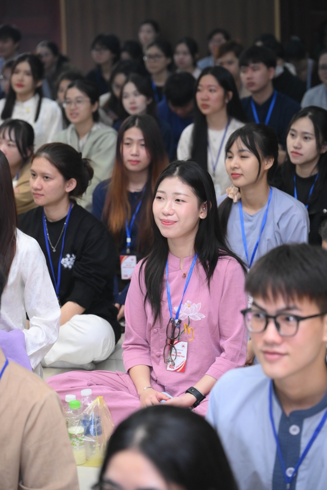Ngày tu “Sinh viên hướng về Phật pháp”