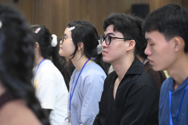 Ngày tu “Sinh viên hướng về Phật pháp”