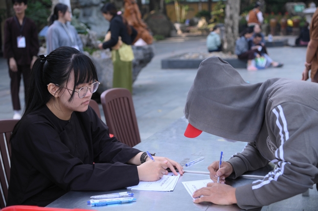 Ngày tu “Sinh viên hướng về Phật pháp”