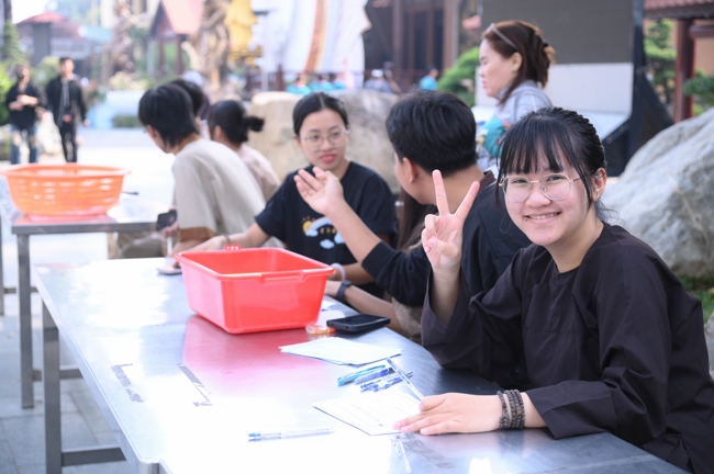 Ngày tu “Sinh viên hướng về Phật pháp”