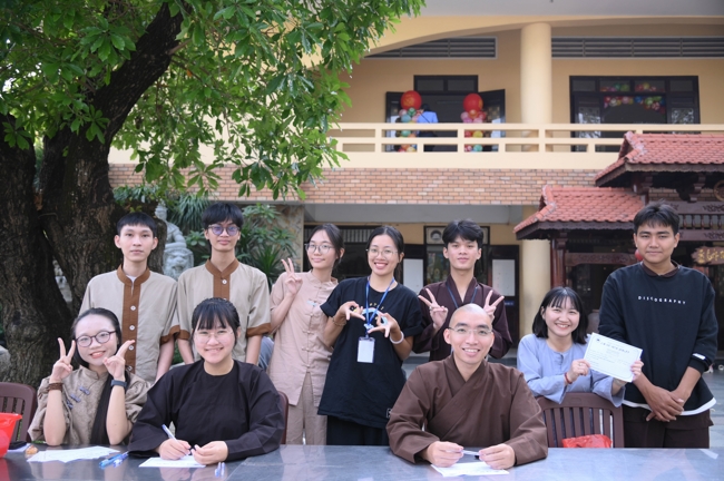 Ngày tu “Sinh viên hướng về Phật pháp”