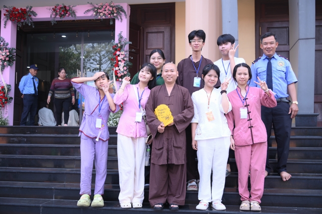 Ngày tu “Sinh viên hướng về Phật pháp”